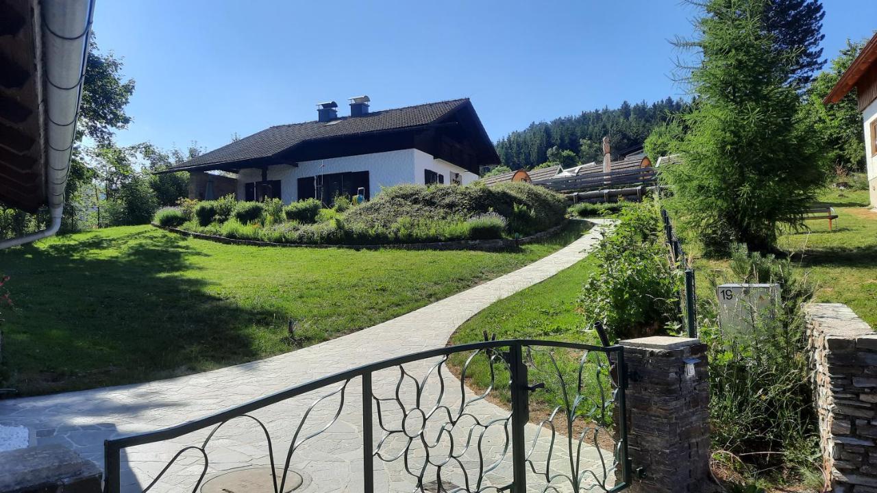 Belle Air Lodge Moenichkirchen Exterior photo